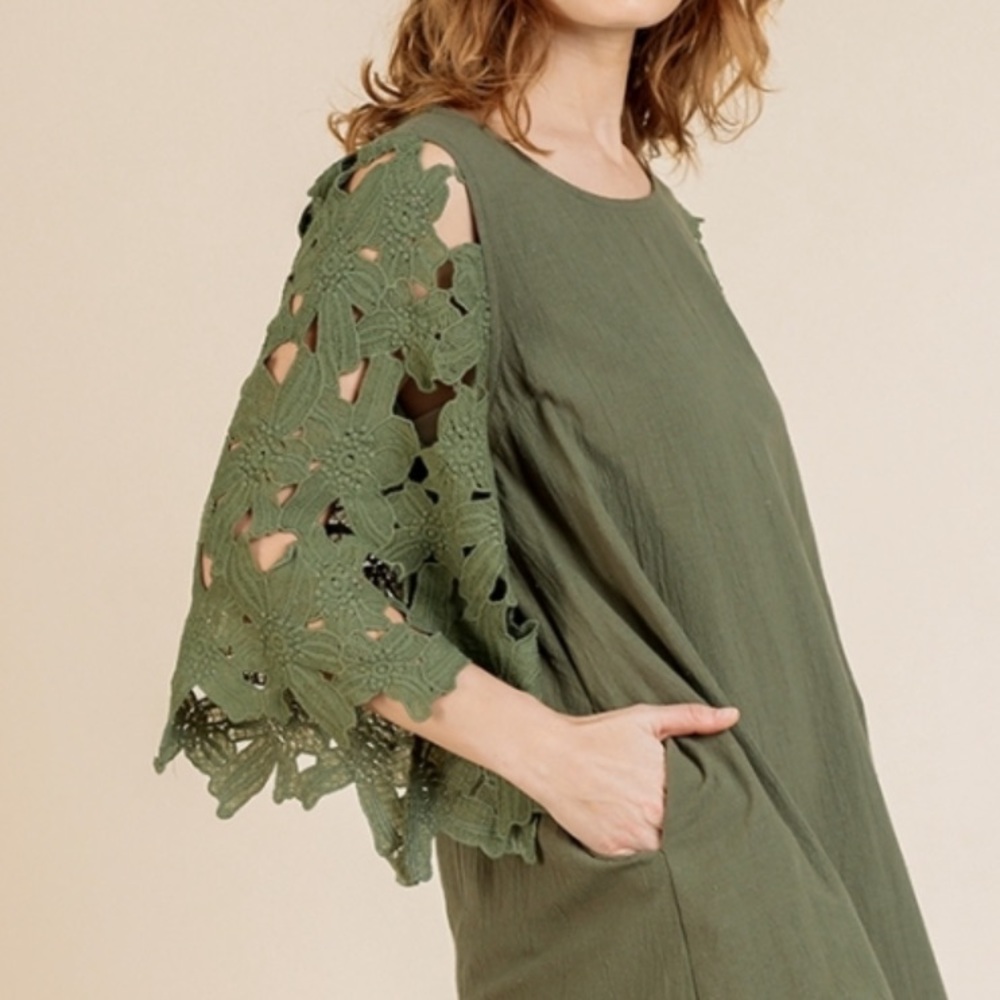 Umgee Bell Sleeve Dress with Pockets - Picture 4 of 4